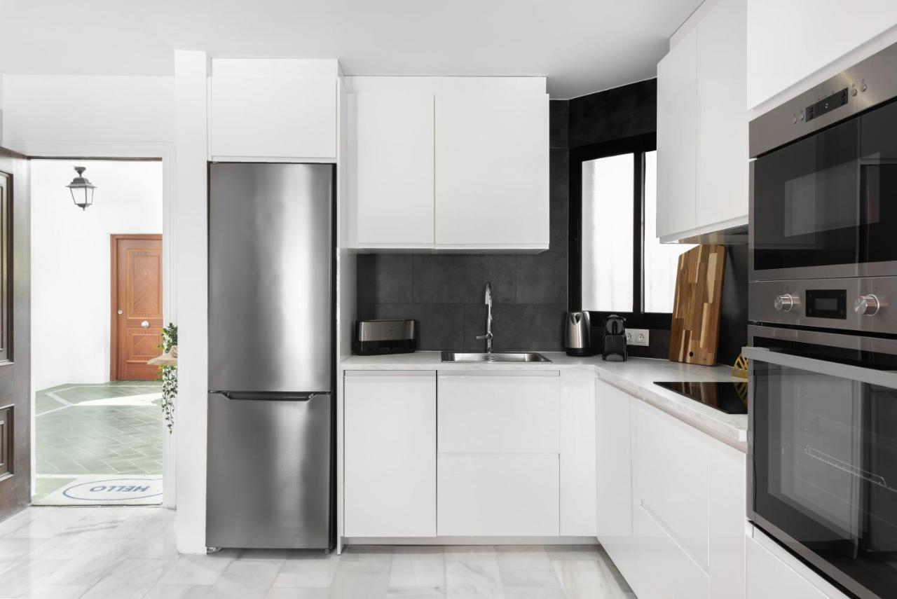 Two Bedroom Apartment In Puerto Banus With Terrace Marbella Eksteriør billede